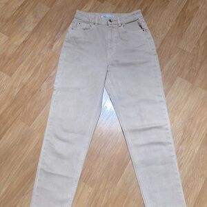 Used Zara Beige Mom Jeans Size 6
